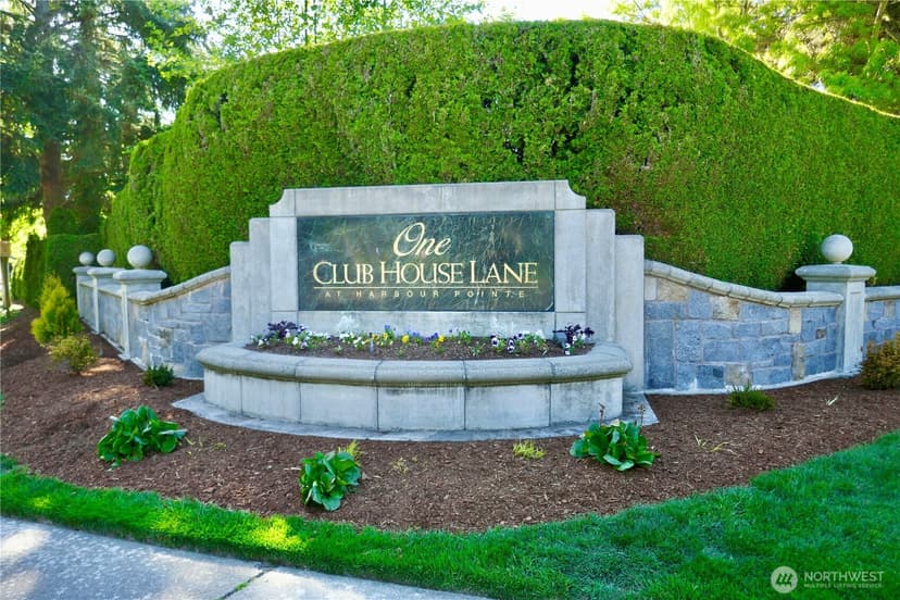 Property photo for 6041 Championship Circle, Mukilteo photo 2