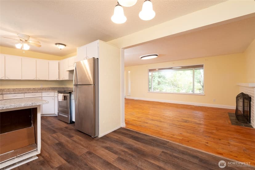 Property photo for 14717 206th Avenue SE, Renton photo 22