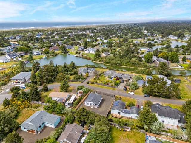 Property photo for 369 N Butter Clam Street SW, Ocean Shores photo 3
