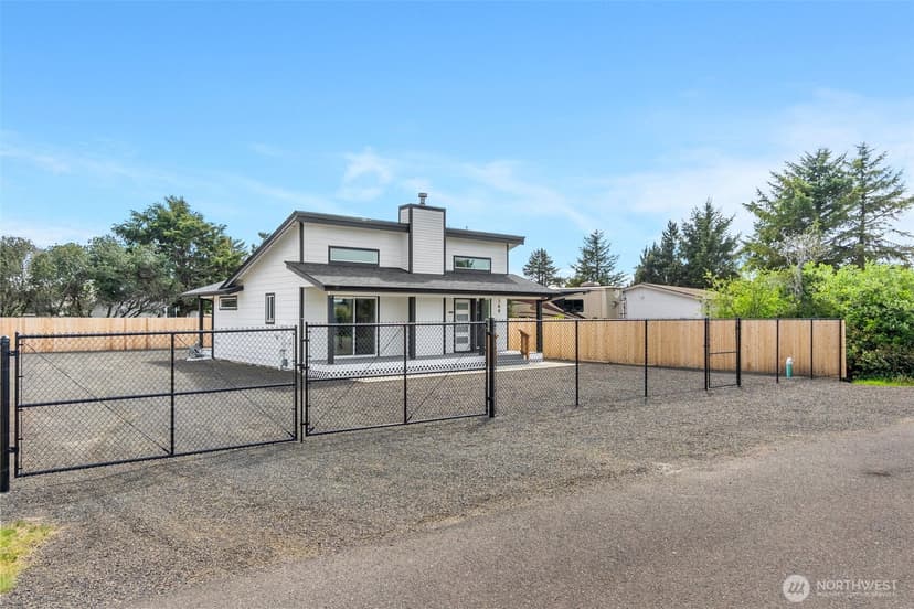 Property photo for 369 N Butter Clam Street SW, Ocean Shores photo 28