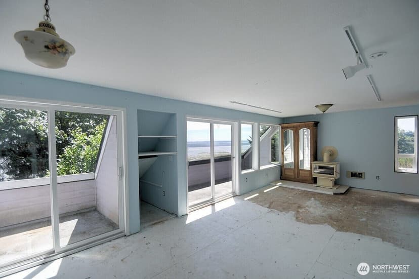 Property photo for 180 Sunrise Avenue SE, Ocean Shores photo 7