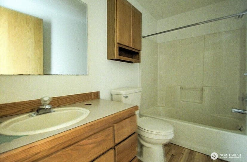 Property photo for 180 Sunrise Avenue SE, Ocean Shores photo 22