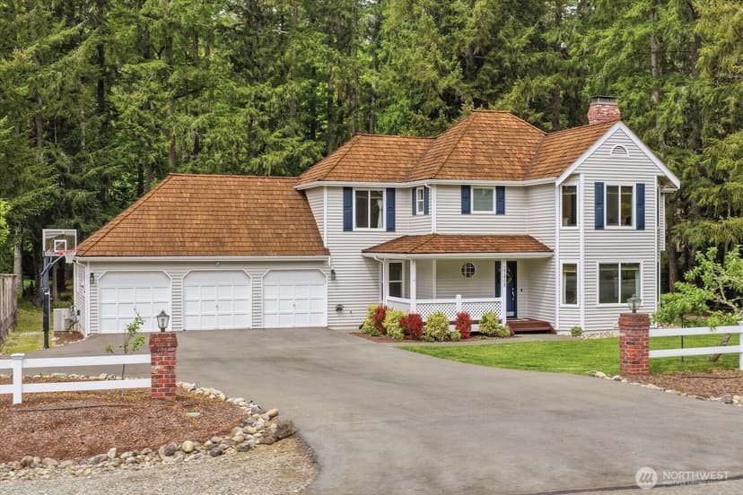 Property photo for 22408 NE 46th Street, Redmond