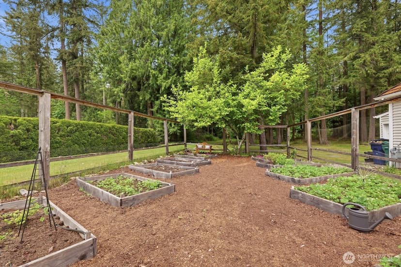 Property photo for 22408 NE 46th Street, Redmond photo 38