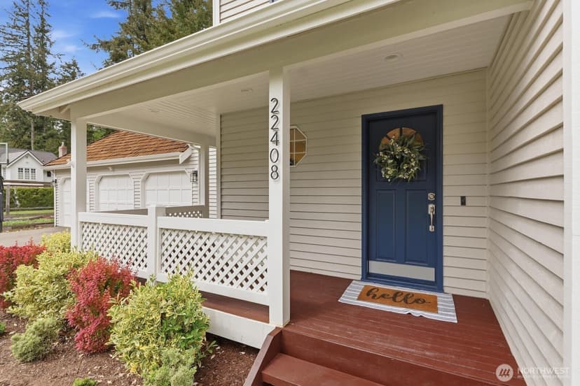 Property photo for 22408 NE 46th Street, Redmond photo 3