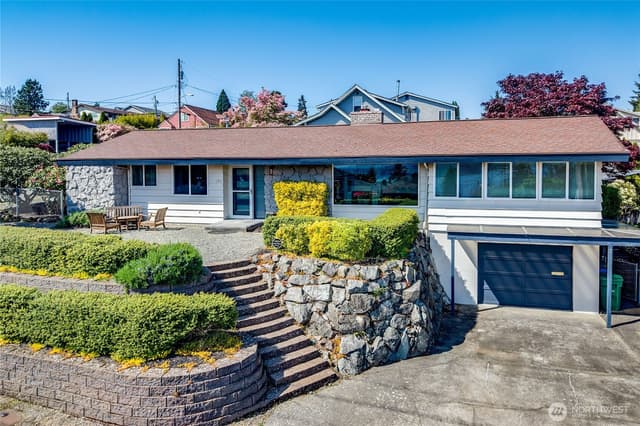 Property photo for 2702 E 16th Street, Bremerton
