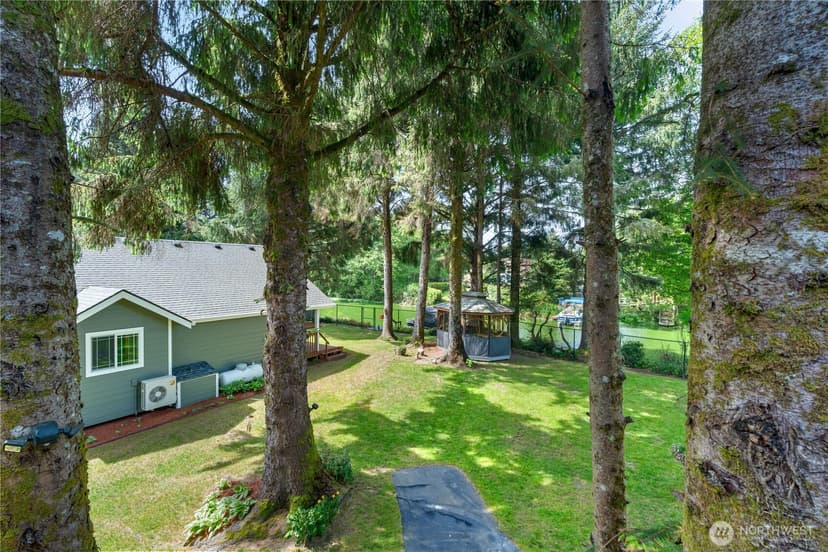 Property photo for 745 Albion Avenue SE, Ocean Shores photo 27