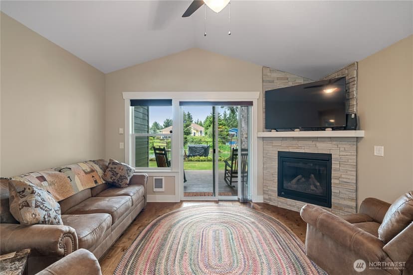 Property photo for 745 Albion Avenue SE, Ocean Shores photo 7