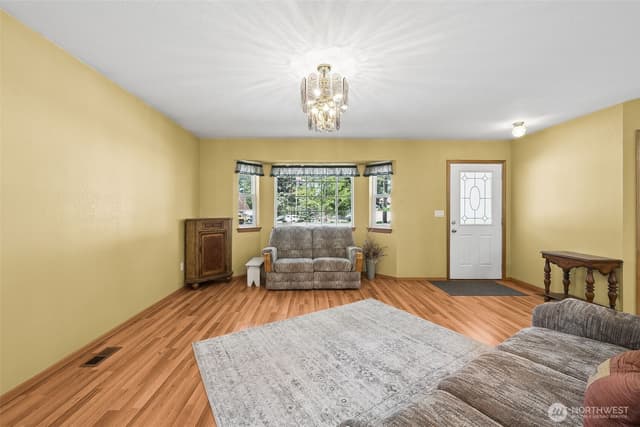 Property photo for 17221 31st Avenue Ct E, Tacoma photo 5