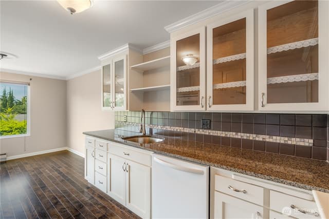 Property photo for 1020 5th Avenue S #7, Edmonds