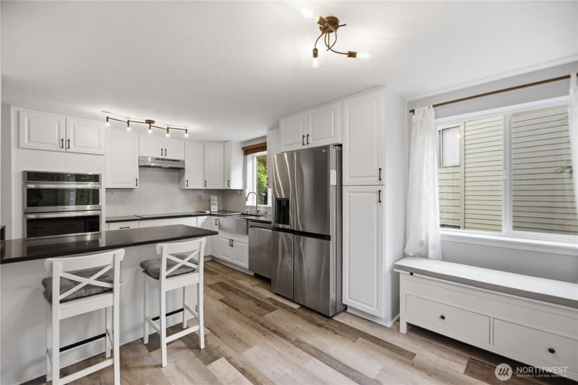 Property photo for 2721 NE 195th Street #3, Lake Forest Park photo 3