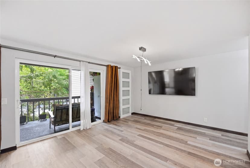 Property photo for 2721 NE 195th Street #3, Lake Forest Park photo 9