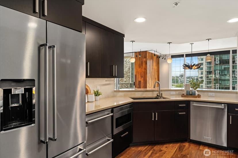 Property photo for 177 107th Avenue NE #1706, Bellevue photo 10