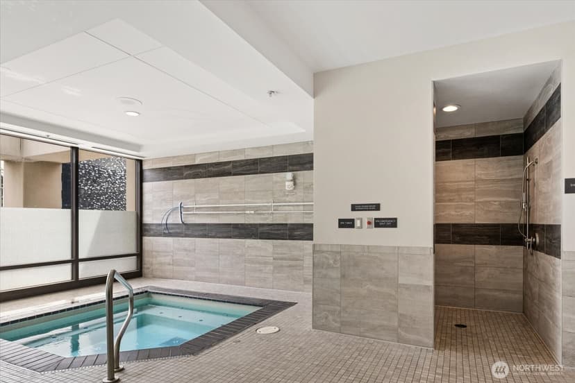 Property photo for 177 107th Avenue NE #1706, Bellevue photo 36
