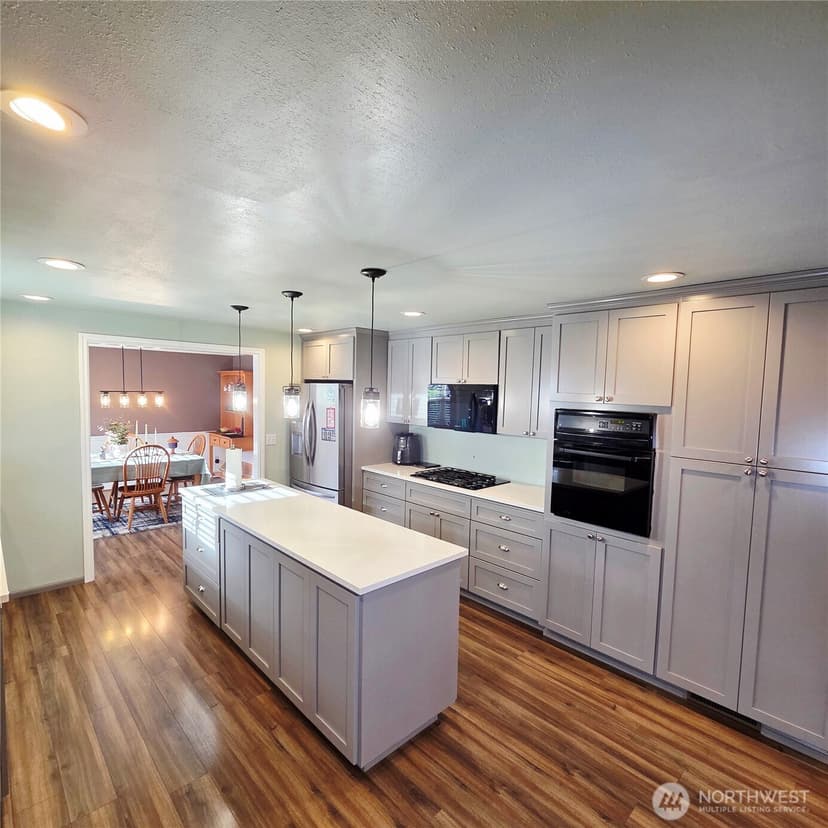 Property photo for 6919 90th Street E, Puyallup photo 6