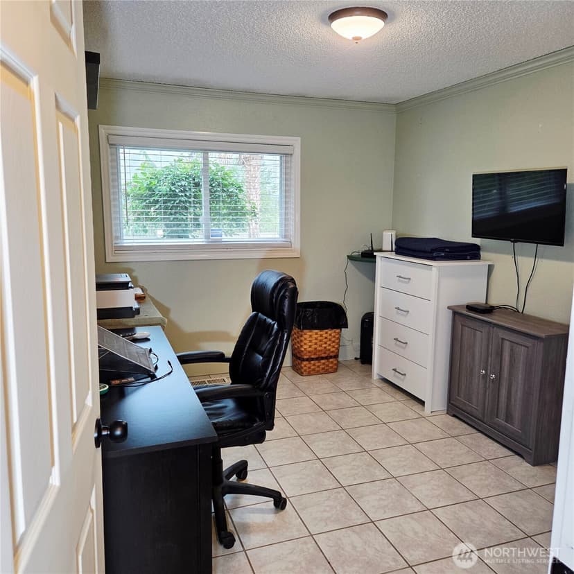 Property photo for 6919 90th Street E, Puyallup photo 15
