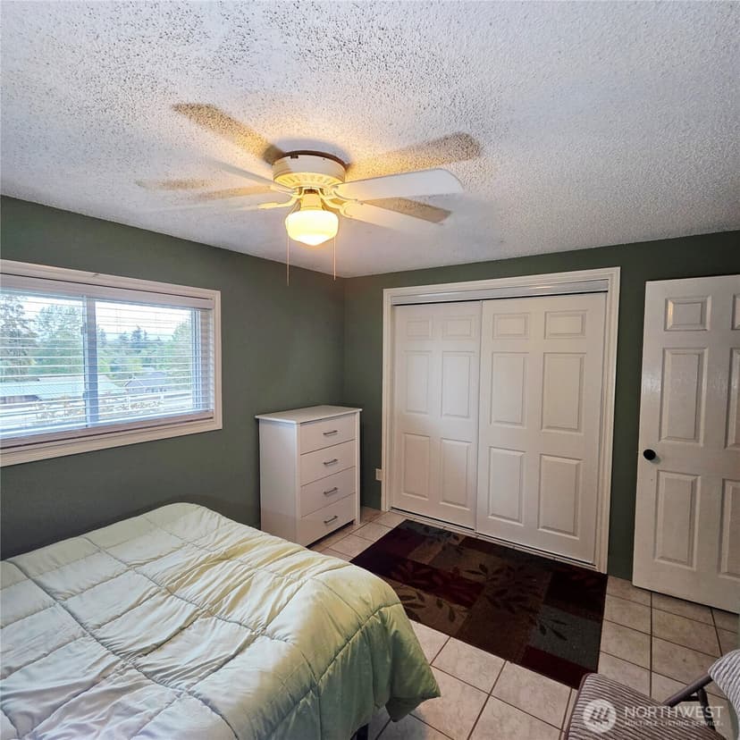 Property photo for 6919 90th Street E, Puyallup photo 18