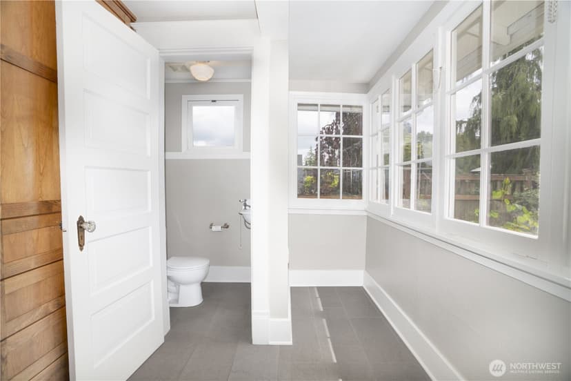 Property photo for 712 33rd Street, Everett photo 20