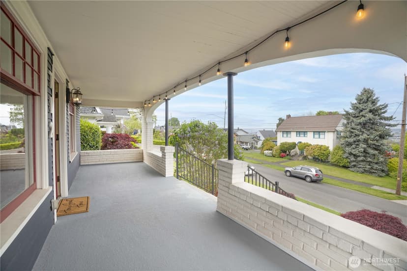 Property photo for 712 33rd Street, Everett photo 3