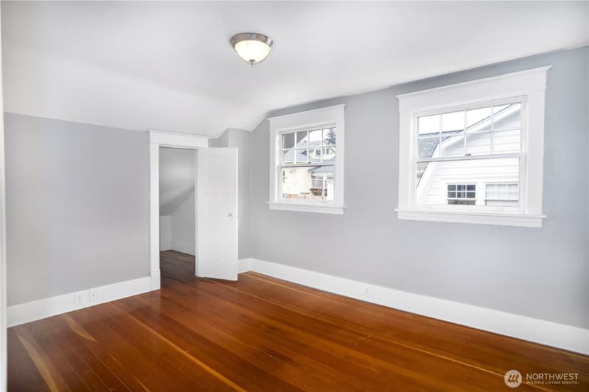 Property photo for 712 33rd Street, Everett photo 17