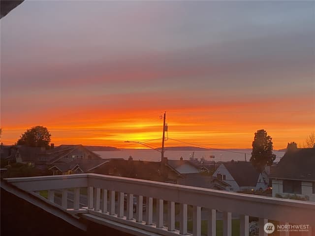 Property photo for 712 33rd Street, Everett photo 2