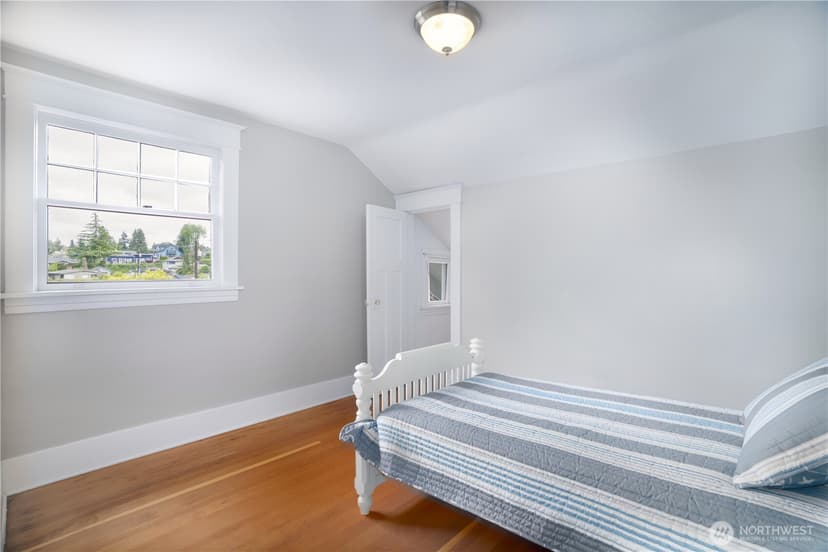 Property photo for 712 33rd Street, Everett photo 18