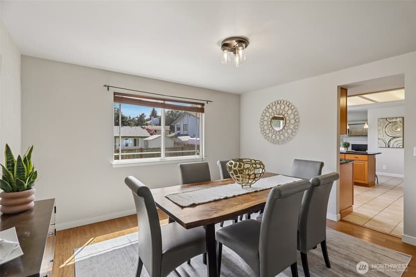 Property photo for 4735 SW 312th Place, Federal Way photo 6