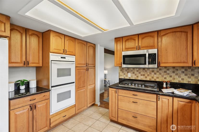 Property photo for 4735 SW 312th Place, Federal Way photo 8