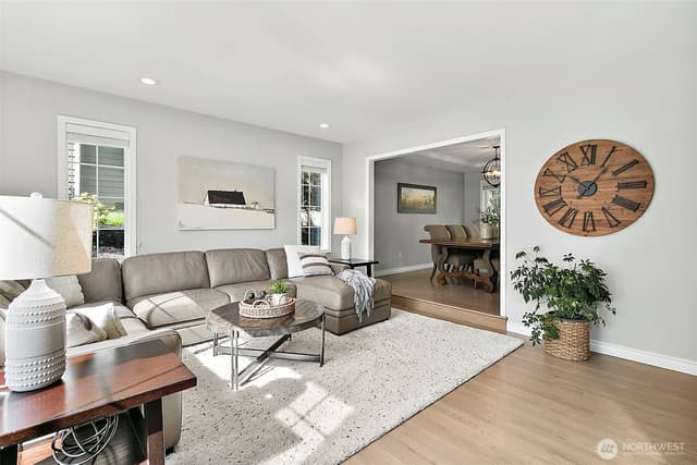 Property photo for 1115 Hemlock Avenue SW, North Bend photo 4