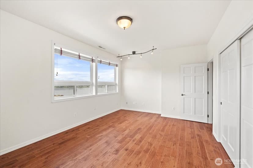 Property photo for 3717 Olympic Boulevard W, University Place photo 31