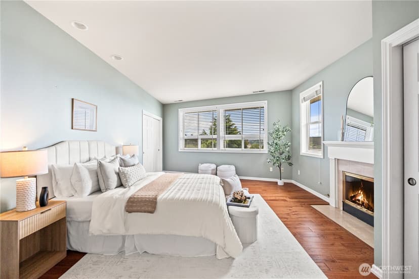 Property photo for 3717 Olympic Boulevard W, University Place photo 19