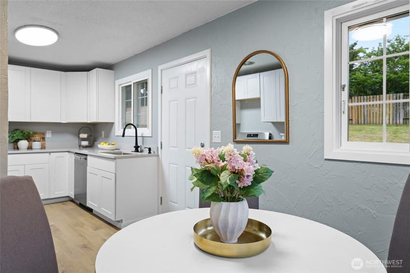 Property photo for 2309 S 249th Street, Kent photo 18