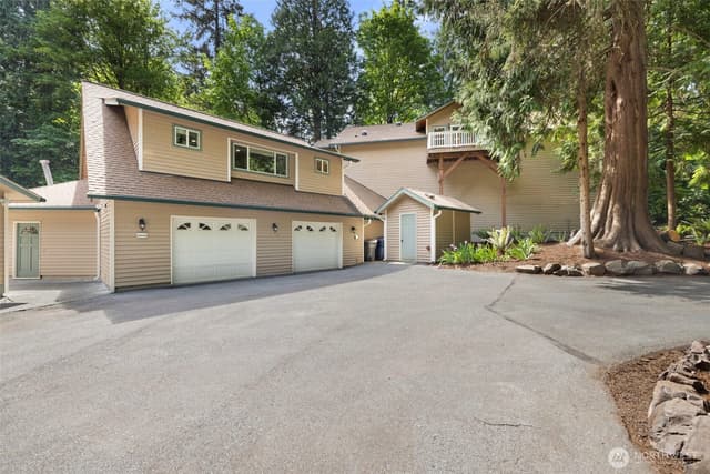 Property photo for 6618 196th Street SE, Snohomish photo 5