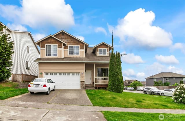 Property photo for 6822 38th Place NE, Marysville photo 2