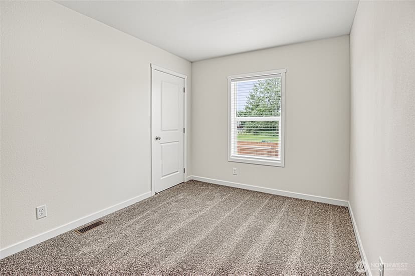 Property photo for 300 Marine View Drive SW, Ocean Shores photo 27