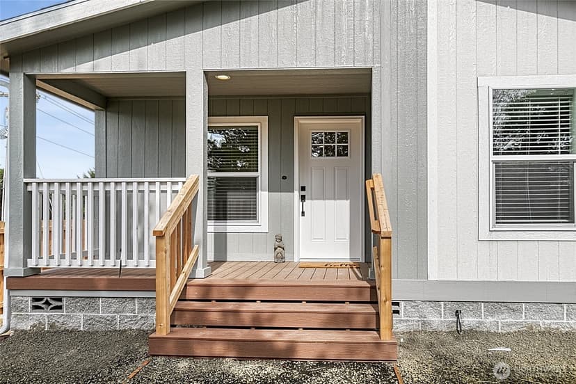 Property photo for 300 Marine View Drive SW, Ocean Shores photo 6