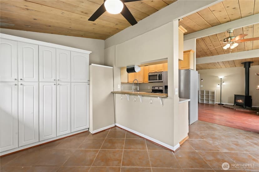 Property photo for 7023 126th Street E, Puyallup photo 11