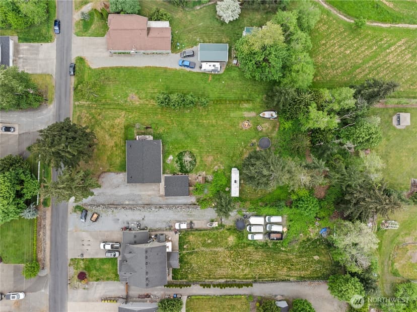 Property photo for 7023 126th Street E, Puyallup photo 30