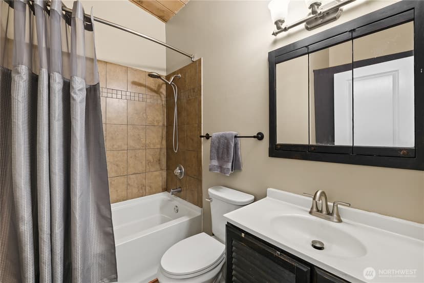 Property photo for 7023 126th Street E, Puyallup photo 23