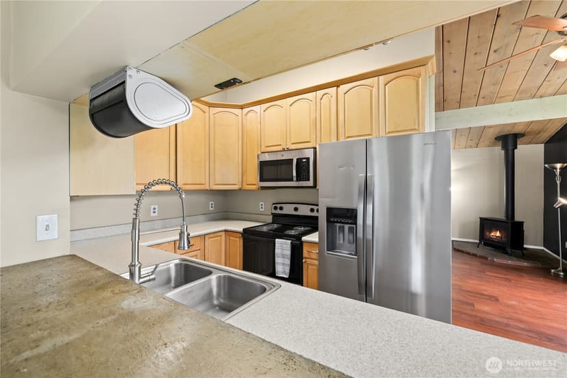 Property photo for 7023 126th Street E, Puyallup photo 7
