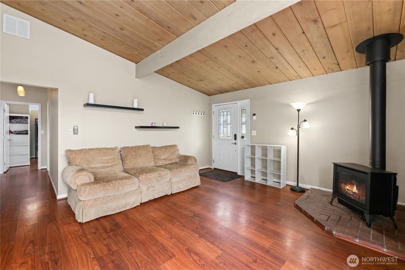 Property photo for 7023 126th Street E, Puyallup photo 3