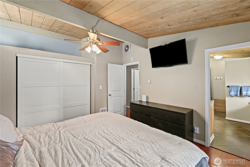 Property photo for 7023 126th Street E, Puyallup photo 15