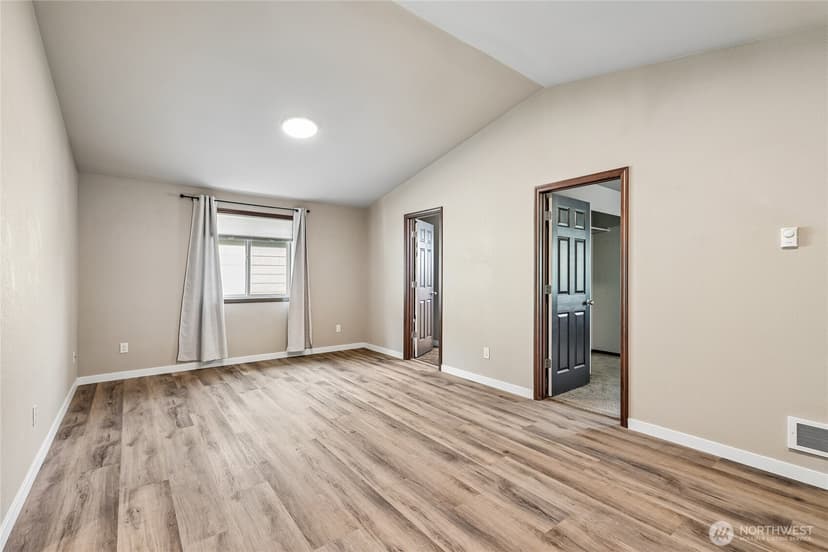 Property photo for 4798 144th Place NE, Marysville photo 11