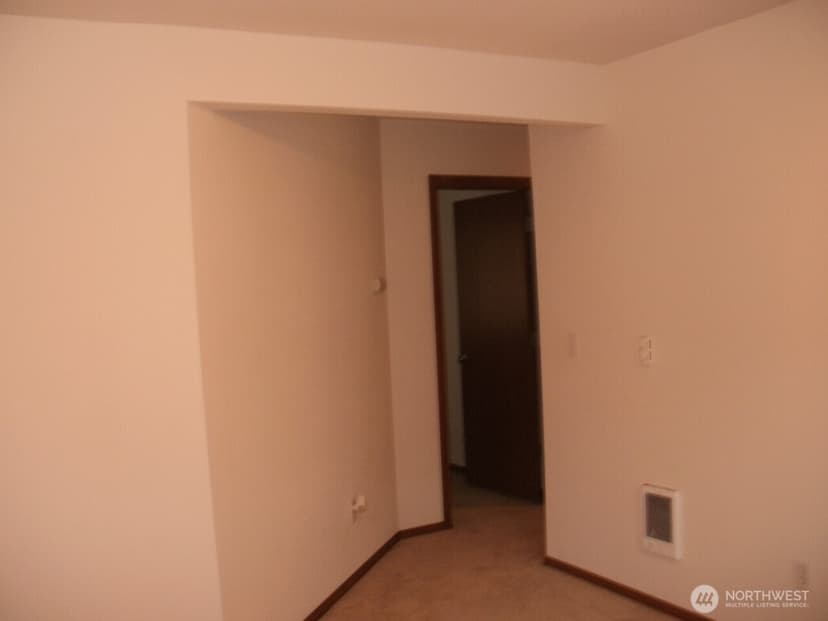 Property photo for 7229 Vandermark Road E, Bonney Lake photo 18