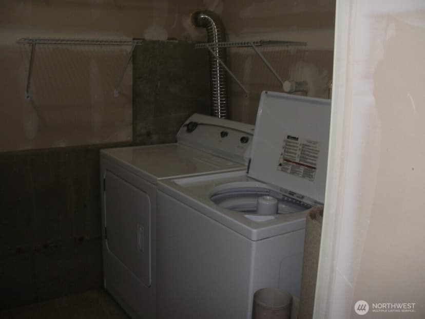 Property photo for 7229 Vandermark Road E, Bonney Lake photo 19
