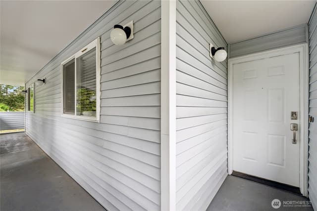 Property photo for 20824 70th Avenue W #6, Lynnwood photo 2