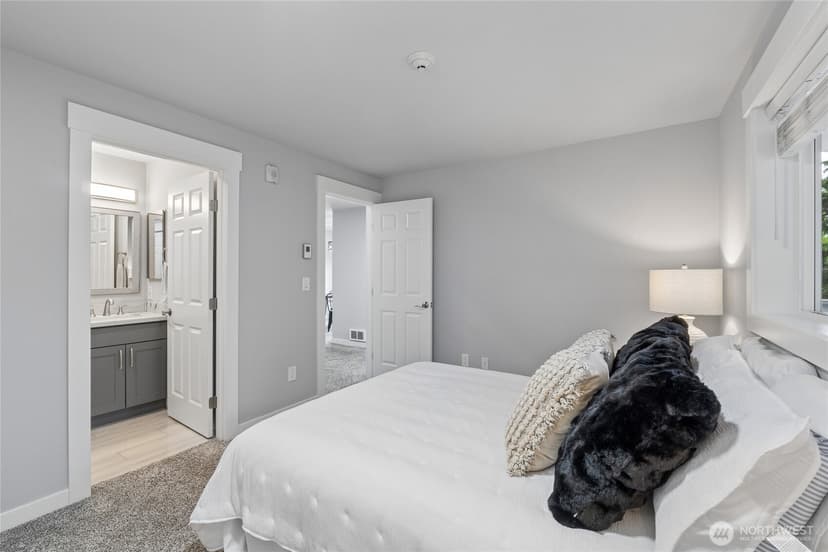 Property photo for 20824 70th Avenue W #6, Lynnwood photo 14