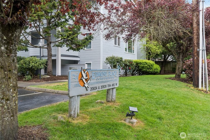 Property photo for 20824 70th Avenue W #6, Lynnwood photo 22