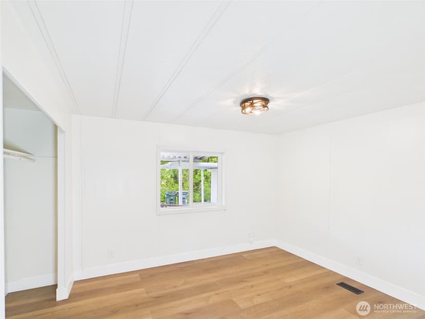 Property photo for 9711 12th Avenue Ct E #1, Tacoma photo 18