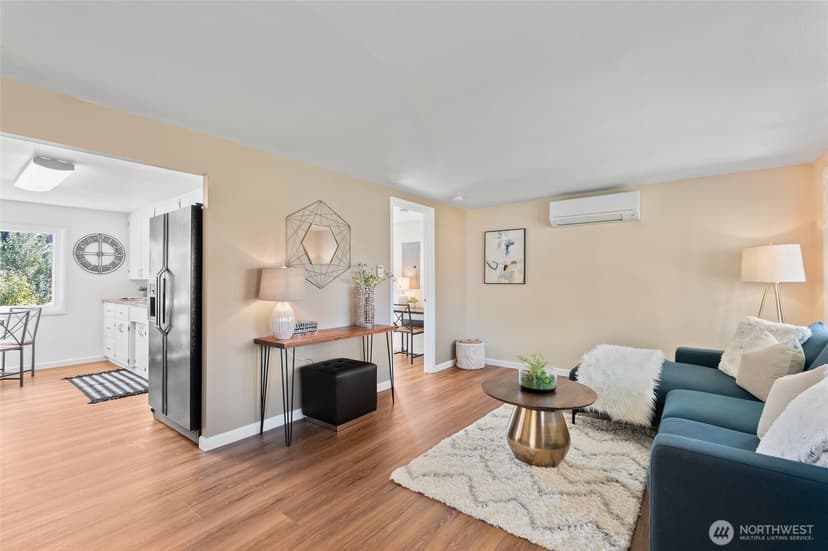 Property photo for 12022 2nd Avenue SW, Seattle photo 9